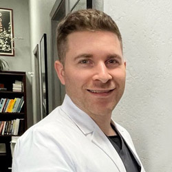 Dr. Nicholas Saviano, D.C. | Saviano Chiropractic Center Belmont
