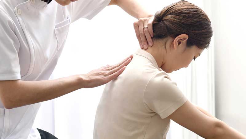 Man with whiplash from auto accident